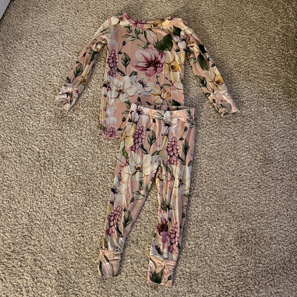 Posh Peanut Floral Pajamas